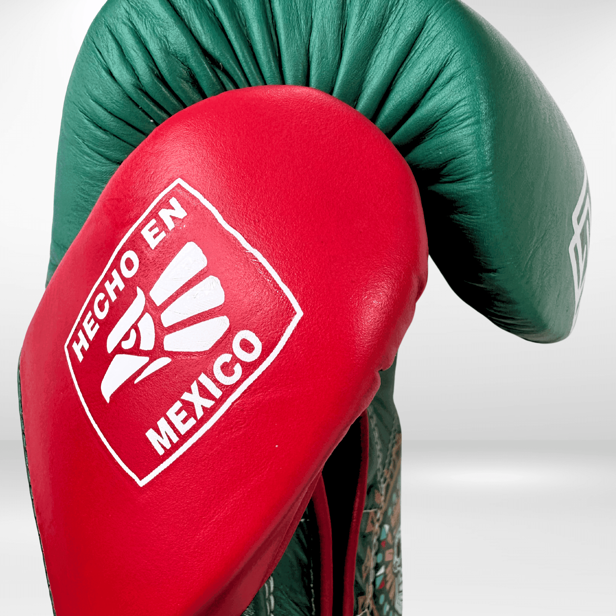 DUPLA Casco Boxeo Barra Piel Negro y Dorado + AZTECA Verde y Rojo - Echaleku Boxeo